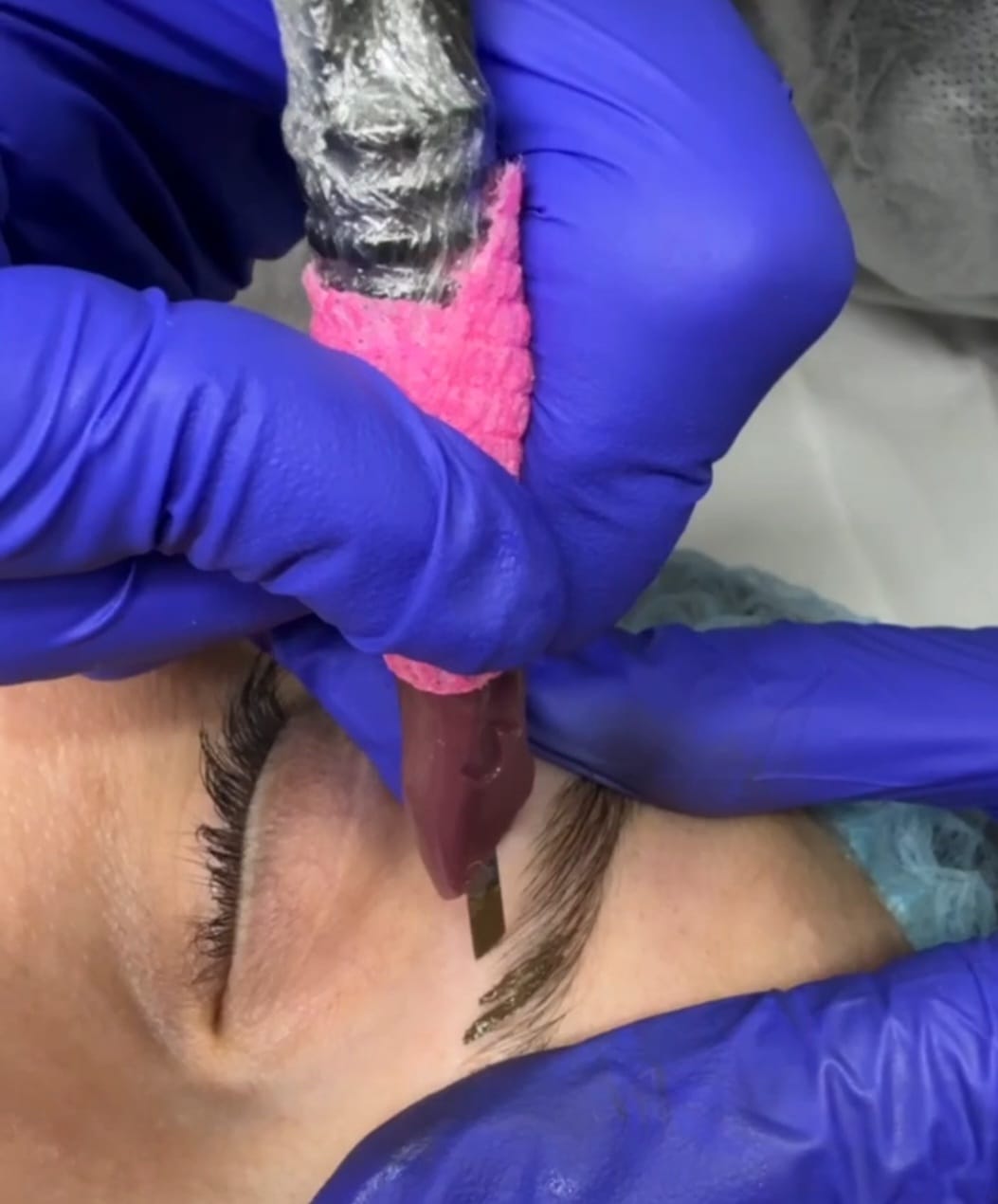 Trucco Permanente Manuale: La Guida Completa per Principianti e Professionisti